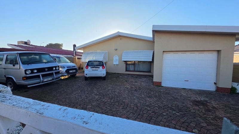 4 Bedroom Property for Sale in Townsend Estate Western Cape